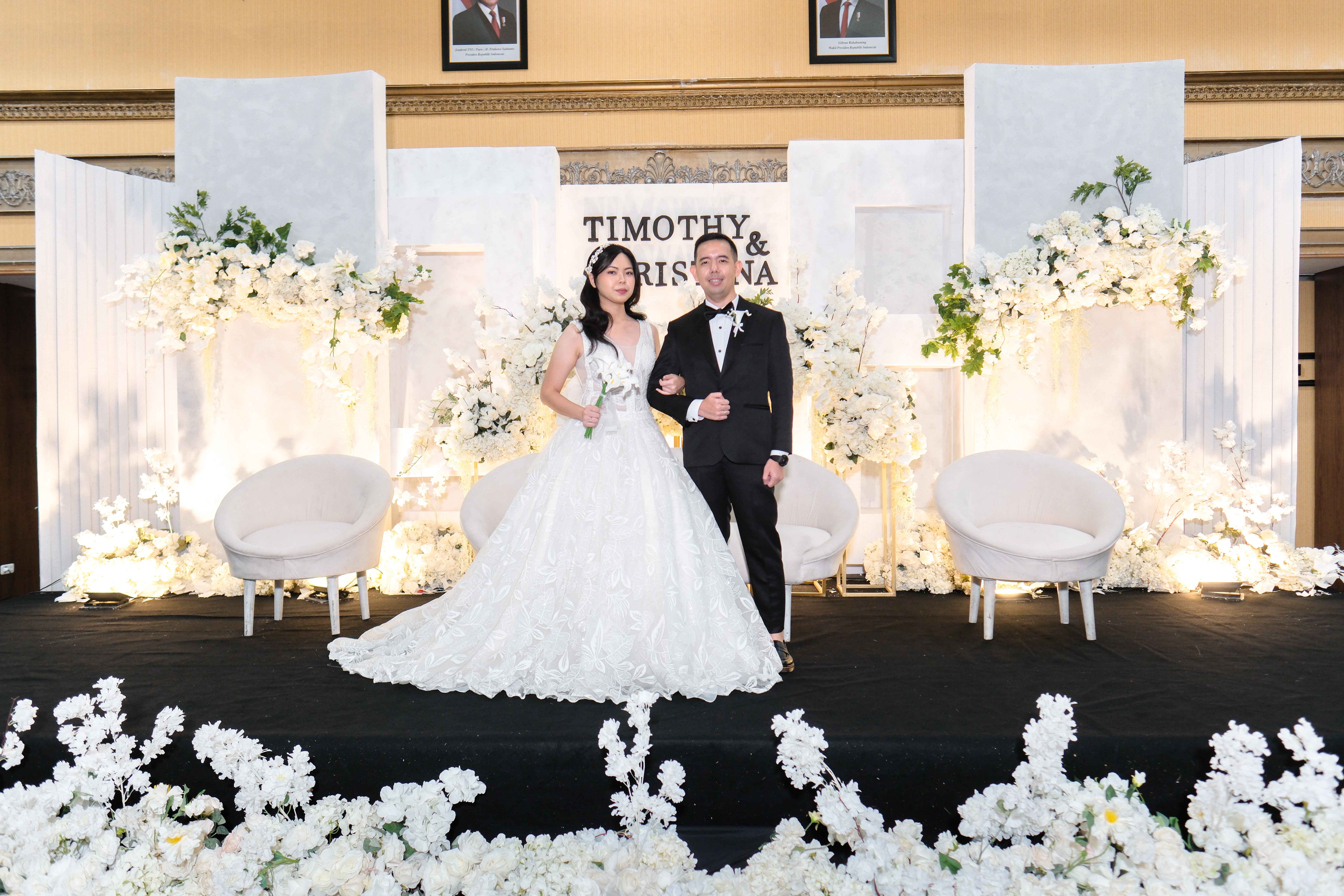 testimoni TIMOTHY MANERO & CHRISTINA